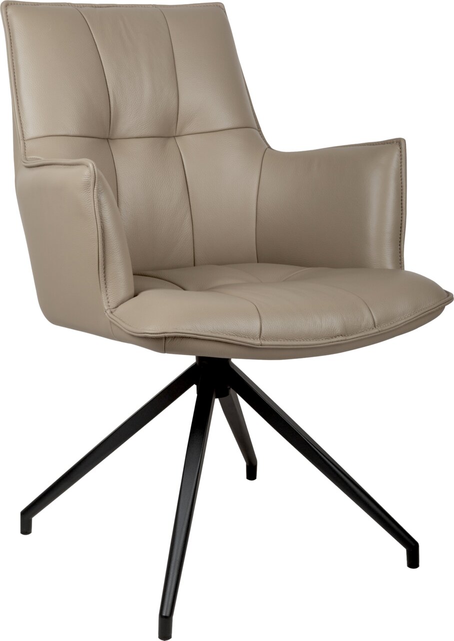 Novel Fauteuil OSAKA 5.0 Beiger, gepolsterter Drehstuhl mit Armlehnen und schwarzem Metall-Sternfuß, gezeigt in schräger Vorderansicht.