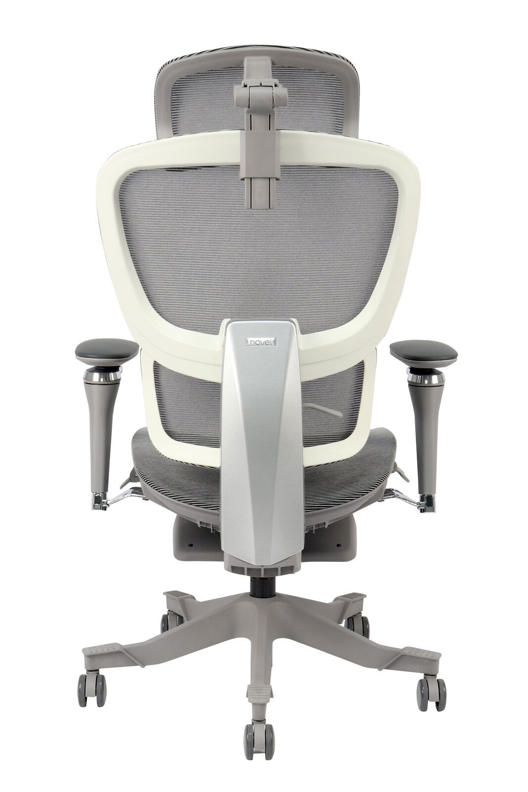 Rückansicht eines modernen grauen Drehstuhls mit ergonomischer Rückenlehne und verstellbaren Armlehnen.