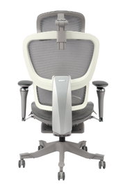 Rückansicht eines modernen grauen Drehstuhls mit ergonomischer Rückenlehne und verstellbaren Armlehnen.