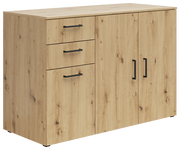 Kommode aus hellem Holz mit drei Schubladen und zwei Türen, seitliche Perspektive