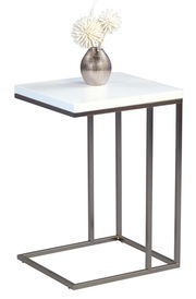 Moderner Beistelltisch mit weißer Tischplatte und Metallgestell, seitliche Perspektive