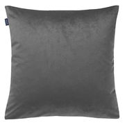 Graue Zierkissenhülle in quadratischer Form, frontal abgebildet, mit samtiger Textur.