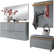 Modernes Garderoben-Set in Grau mit Holzablagen: links Schuhschrank mit großem Spiegel, rechts Wandpaneel mit Hutablage und Haken sowie Sitzbank mit Polster, freigestellt in Frontansicht