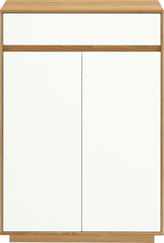 Modernes Sideboard/Kommode mit Eichenholzrahmen und weißen Fronten, zwei Türen und einer oberen Schublade, frontal von vorne fotografiert.