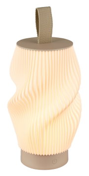 Tragbare LED-Laterne in Beige mit wellenförmig geriffeltem, warmweiß leuchtendem Diffusor, Stoff-Trageschlaufe und Power-Button am Sockel, freigestellt auf weißem Hintergrund, frontale Produktansicht.