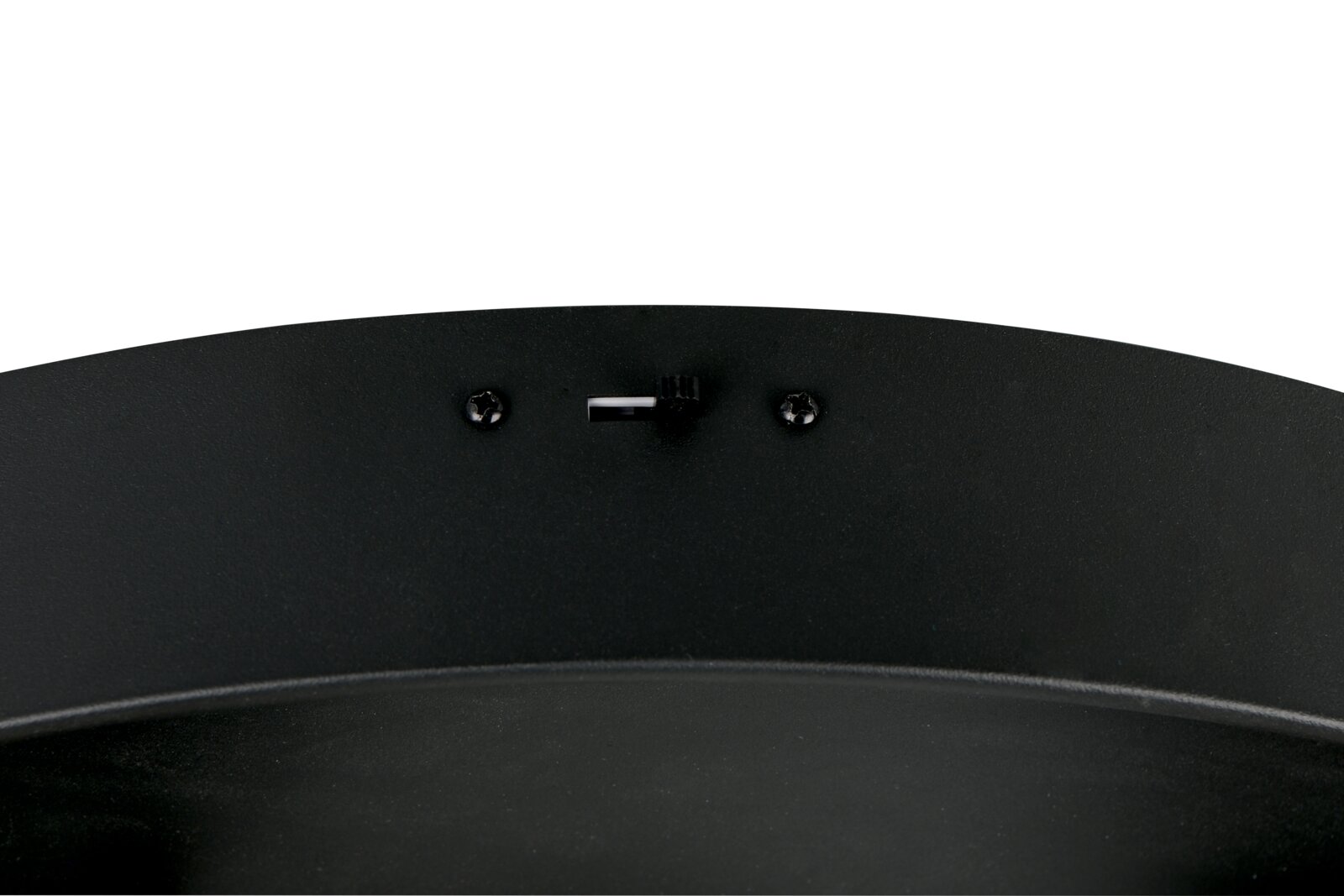 TRIO SELECT Plafondlamp ORBIT Close-up van een zwarte plafondlamp met schroeven en schakelaar, gezien van onderaf.