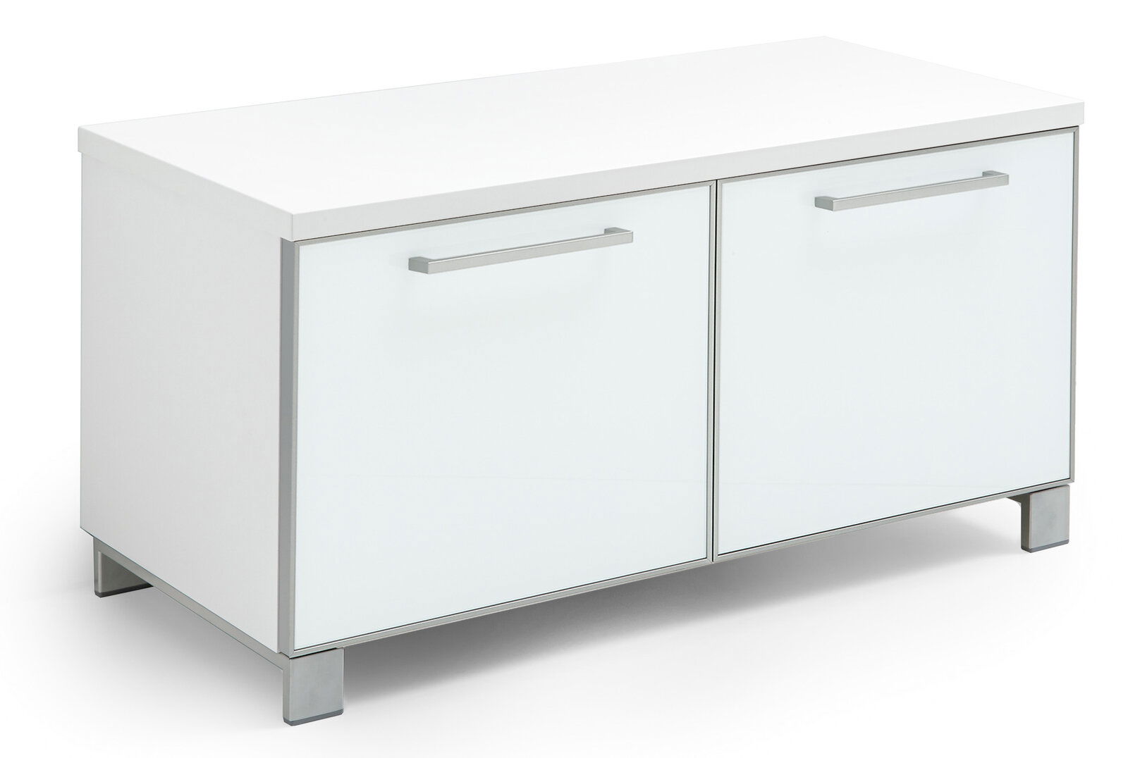 Weiße Garderobenbank der Serie SANTINA von VOSS mit zwei Türen und silbernen Griffen, seitliche Perspektive