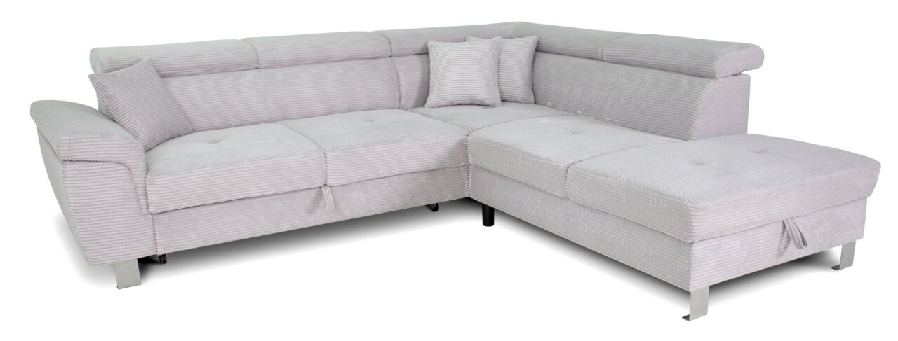 Graues Ecksofa mit modernem Design, gestreiftem Stoffbezug und verstellbaren Kopfstützen, Perspektive von vorne rechts.
