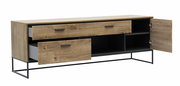Moderne Wandkombination aus Holz mit zwei offenen Schubladen und einer geöffneten Tür, seitliche Perspektive.