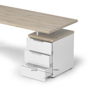 Schreibtisch mit Holzoberfläche und weißem Schubladenelement, seitliche Perspektive