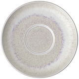 Kaffeeuntertasse aus Keramik in Draufsicht mit dezentem Farbverlauf in Beige und Lila, 16x3cm