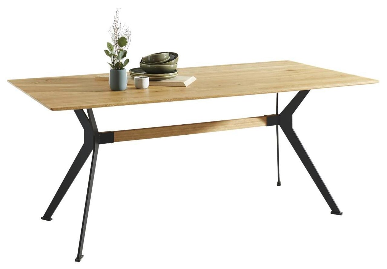 Linea Natura Esstisch 180x90 DÜSSELDORF Moderner Esstisch aus Holz mit schwarzem Metallgestell, seitliche Perspektive, dekoriert mit Geschirr und Pflanzen.