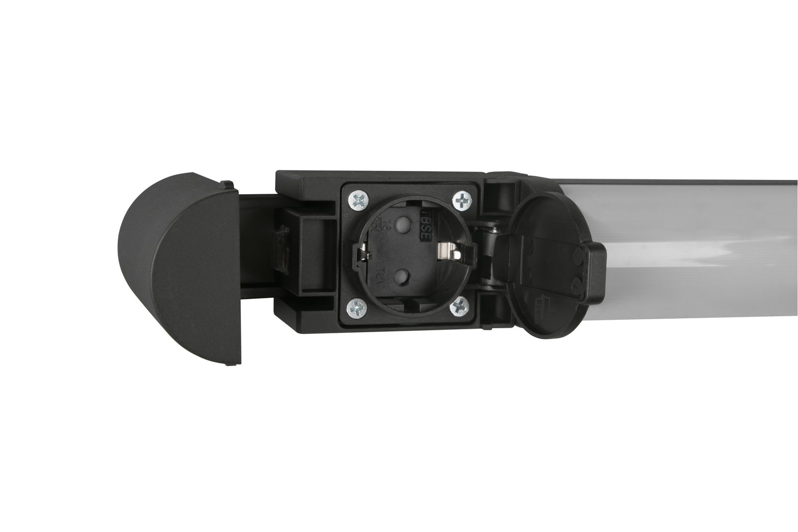 Nahaufnahme einer Wandleuchte Piera mit Steckdose, seitliche Perspektive