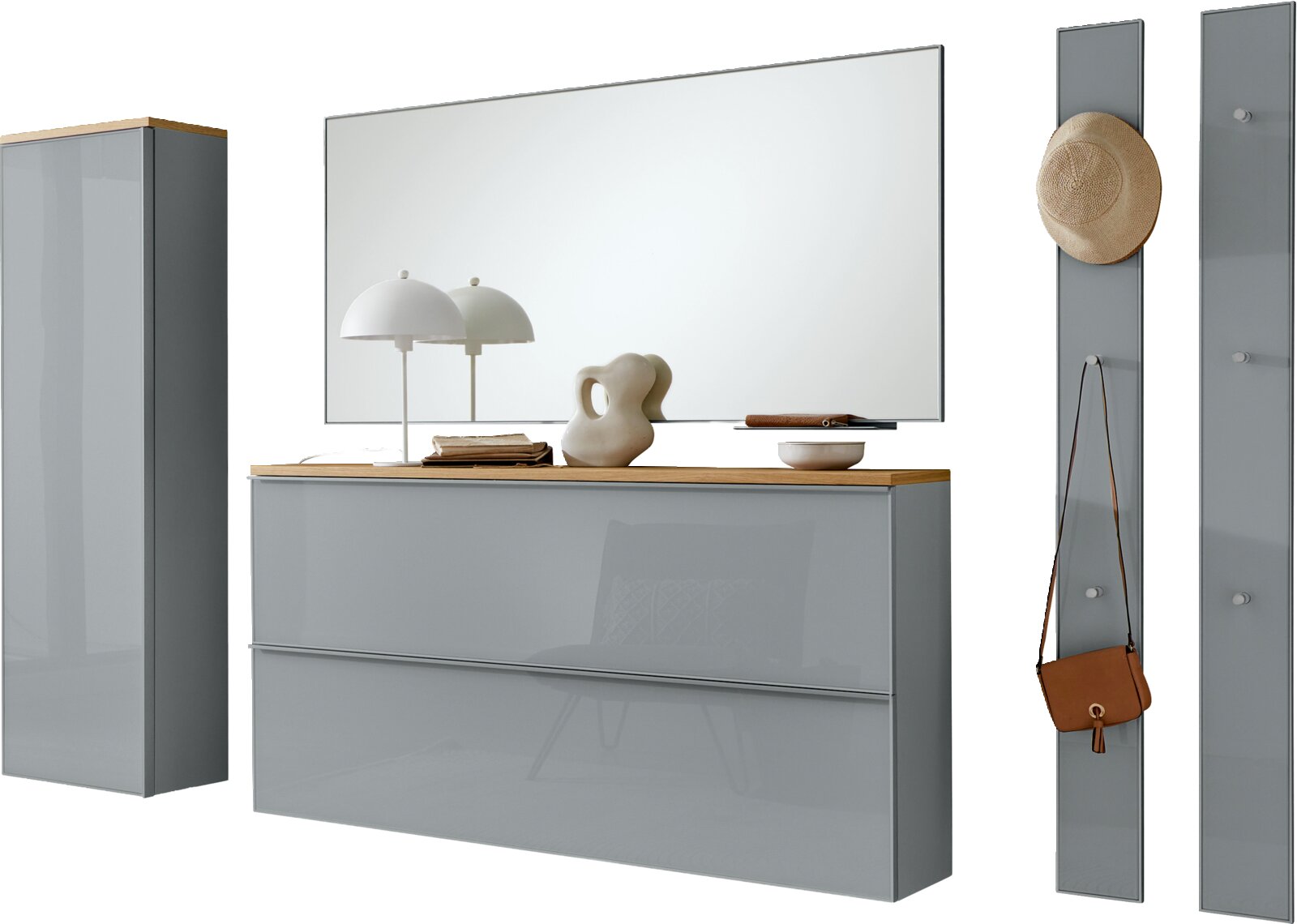 Modernes Flur-Set in Hochglanz-Grau mit Holzablage, großem Wandspiegel, hohem Schrank und Garderobenpaneelen mit Haken; Frontansicht in leichter Perspektive von vorn.