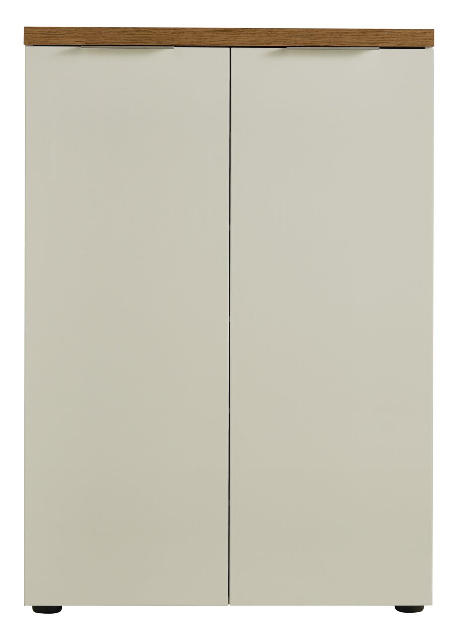 Moderne schoenenkast met twee deuren, gezien vanaf de voorkant, met een bovenrand in houtlook.