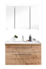 Frontale Ansicht einer modernen Badkombination mit einem großen Spiegelschrank und einem Waschtisch mit Holzoptik und zwei Schubladen.