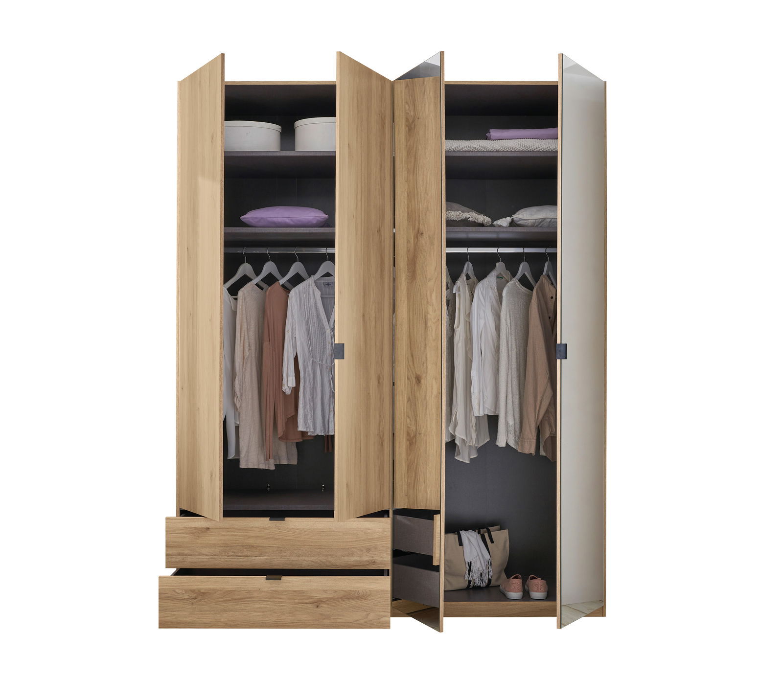 Offener Kleiderschrank mit vier Türen, zwei Schubladen und mehreren Fächern, gefüllt mit Kleidung und Accessoires, aus frontaler Perspektive.