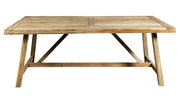 Holzgartentisch aus hellem Holz, frontal fotografiert