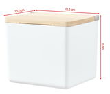 Weiße Aufbewahrungsbox mit Holzdeckel, seitliche Perspektive, Maße 12,2 cm x 10,2 cm x 11 cm