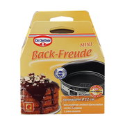 Verpackung der Dr. Oetker Mini Back-Freude Springform 12 cm, Vorderansicht mit Bild einer Schokoladentorte und der Springform.