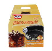 Verpackung der Dr. Oetker Mini Back-Freude Springform 12 cm, Vorderansicht mit Bild einer Schokoladentorte und der Springform.