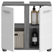 Waschbeckenunterschrank mit zwei offenen Türen, graue Holzoptik, weiße Fronten, gefüllt mit Seifenspendern und einem Korb, Frontalansicht.