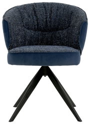 Vooraanzicht van een moderne fauteuil met blauwe stoffen bekleding en zwarte metalen poten.