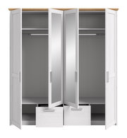 Weißer Kleiderschrank mit Holzdeckplatte, vier geöffneten Türen (zwei mit Spiegel) und zwei ausgezogenen Schubladen, Innenraum mit Kleiderstangen und Ablagefächern, Frontansicht.