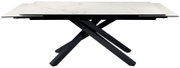 Moderne uitschuifbare eettafel met wit marmerlook tafelblad en zwart metalen kruispootonderstel, vanuit laag vooraanzicht