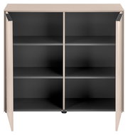Modernes Sideboard/Schrank mit zwei dunklen Glas-Schiebetüren und hellem Rahmen, Innenfächer sichtbar, Produktansicht von vorne