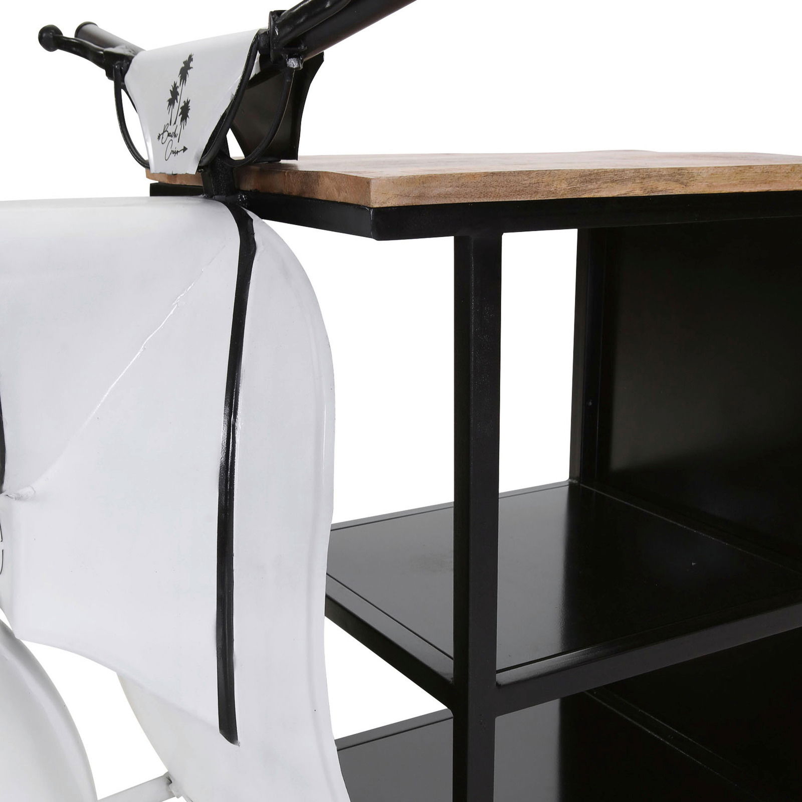 Regalelement im Vespa Roller Design, seitliche Perspektive mit schwarzem Metallrahmen und Holzablage.