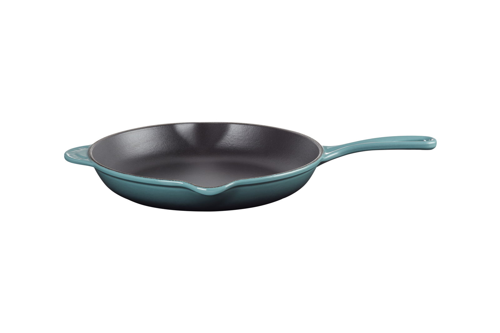 LE CREUSET Pfanne 26cm Tradition OCEAN Pfanne 26cm Ocean in seitlicher Perspektive