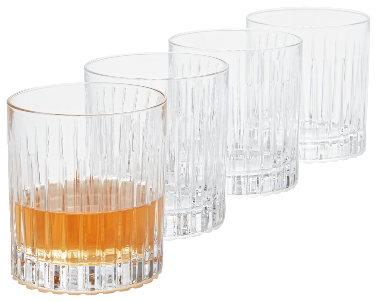 SCHOTT ZWIESEL Whiskyglas-Set 4-tlg STAGE Vier Whiskygläser im Set, eines mit Whisky gefüllt, aus seitlicher Perspektive fotografiert.