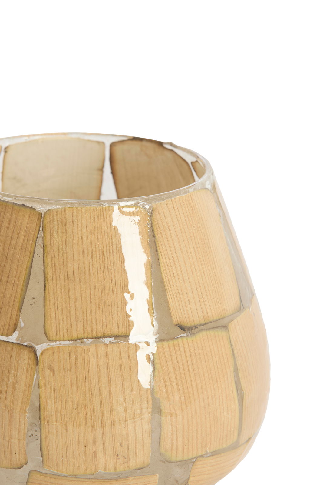 Light&Living Teelicht KUALA 14cm Nahaufnahme eines Teelichthalters mit Holzoptik und glänzender Oberfläche, von oben betrachtet.