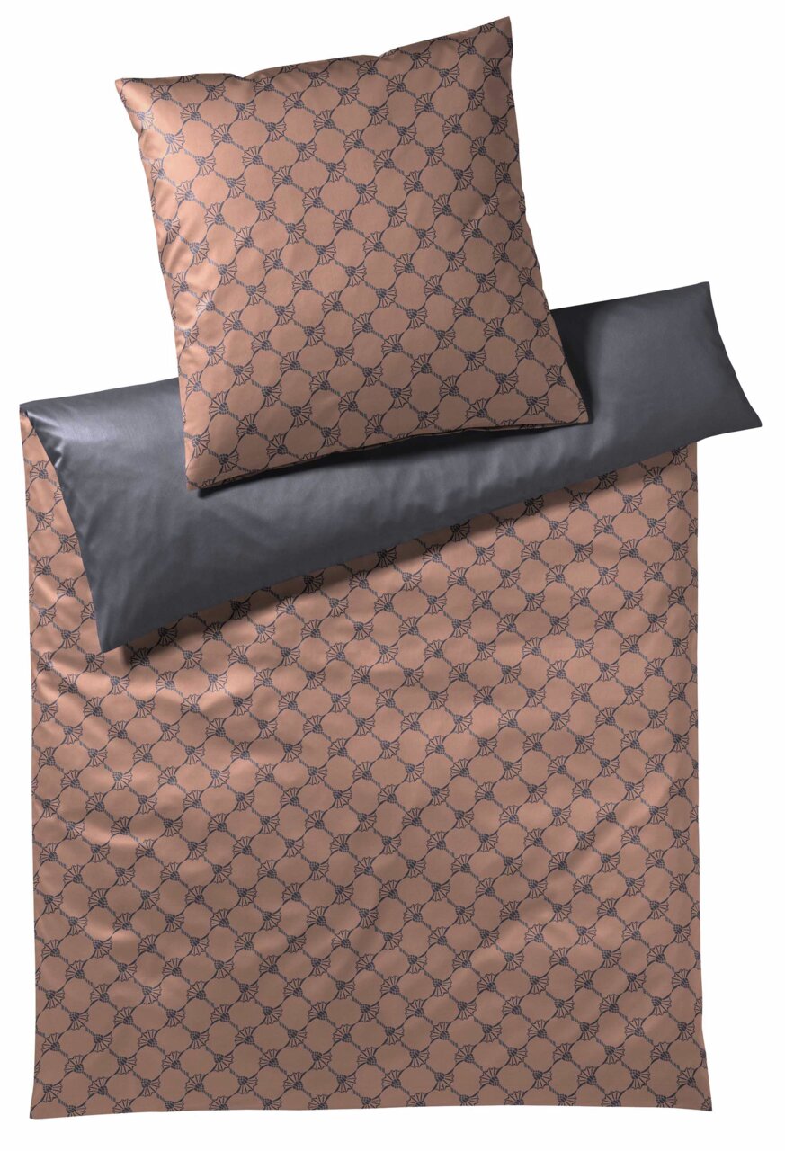 Bettwäsche-Set mit geometrischem Muster in Braun und Grau, Ansicht von oben