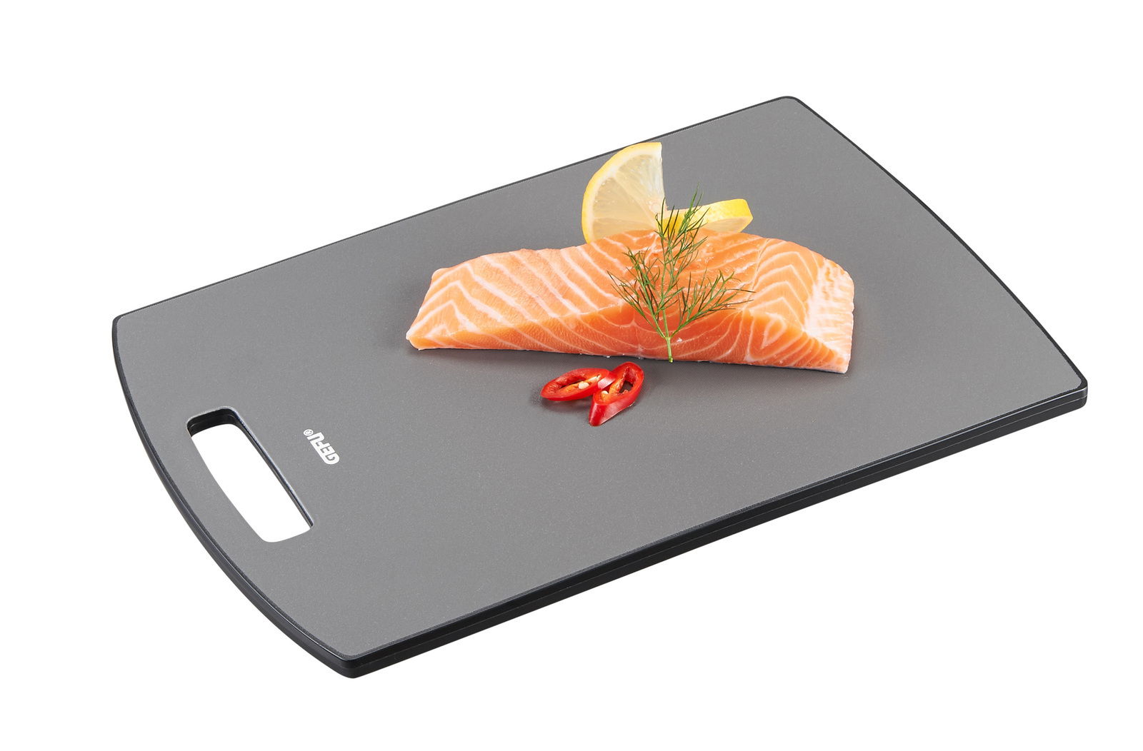 Schneidbrett Levoro 31x21,5cm mit Lachsfilet, Zitronenscheibe und Chili, seitliche Perspektive