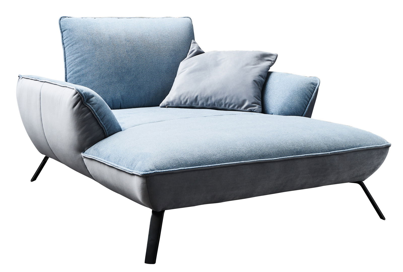 Modernes Loveseat in hellblauem Stoff mit schwarzen Beinen, seitliche Perspektive