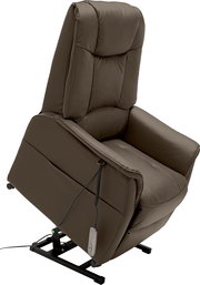 Brauner Fernsehsessel in aufrechter Position mit Fernbedienung, seitliche Perspektive