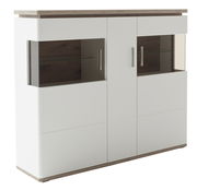 Modernes Highboard in Weiß mit Holzdetails, zwei Glastüren und Metallgriffen, seitliche Perspektive