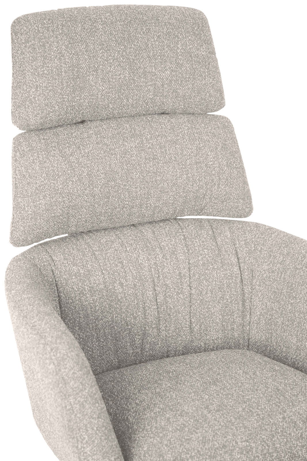 Grauer Sessel mit hoher Rückenlehne und gepolstertem Kopfteil, Vorderansicht