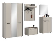 Modernes Garderoben-Set in Beige und Hellgrau mit Schrank, Wandpaneel mit Ablage und Haken, Spiegel sowie Schuhschrank, Frontansicht leicht schräg von vorn auf weißem Hintergrund.