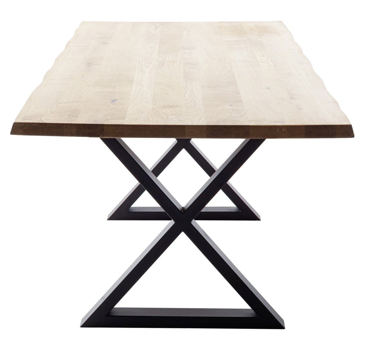 Moderner Esstisch aus Holz mit X-förmigem Metallgestell, frontal betrachtet.