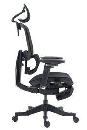 Seitliche Ansicht des schwarzen Drehstuhls Novel DOMINIC mit ergonomischer Rückenlehne und Kopfstütze.