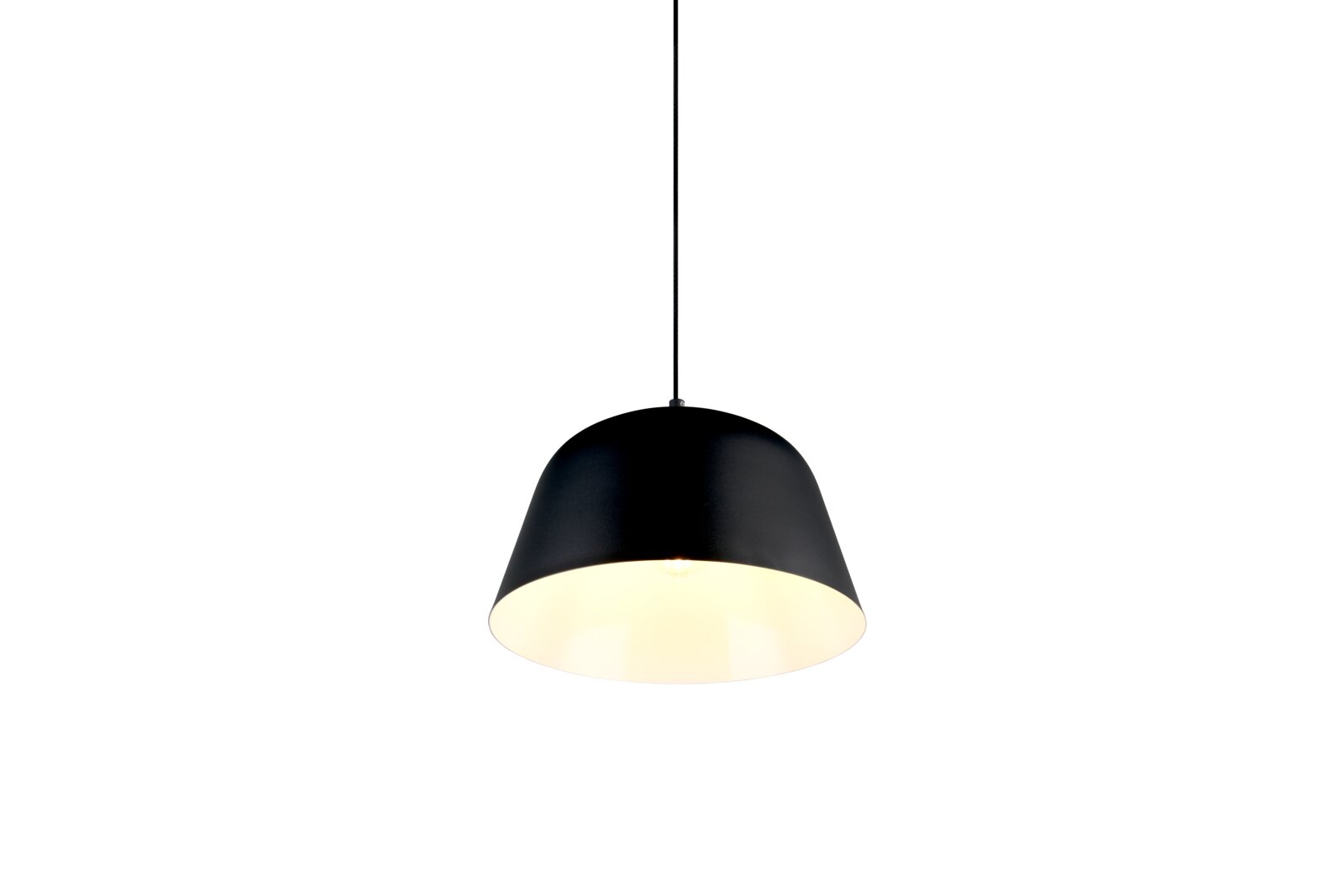 Zwarte hanglamp met een strak ontwerp, gezien van onderaf