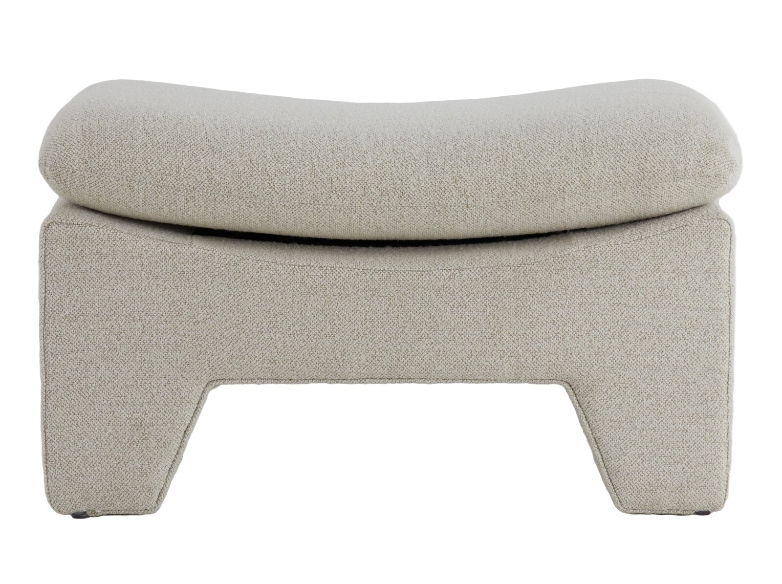 Beige poef in een modern ontwerp, van voren gefotografeerd.