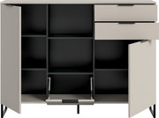 Modernes Sideboard in Hellgrau mit schwarzem Innenraum, zwei Schubladen und offenen Fächern, beide Türen geöffnet; Frontansicht leicht von oben.