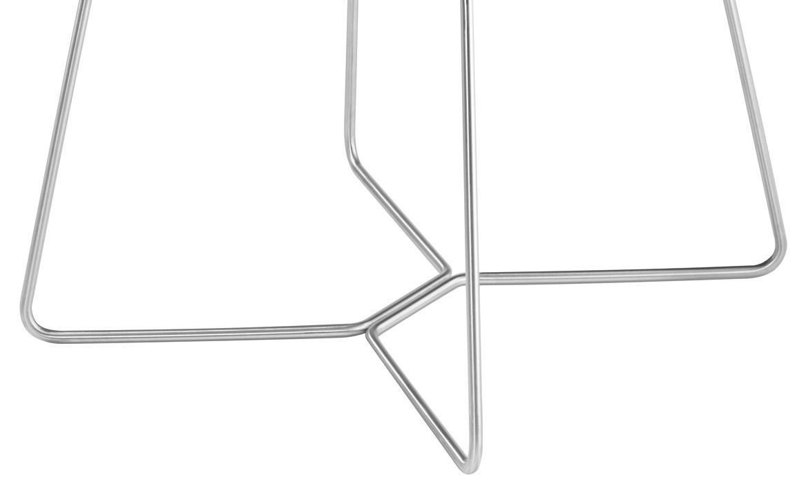 Nahaufnahme eines Metallgestells eines Sessels aus seitlicher Perspektive