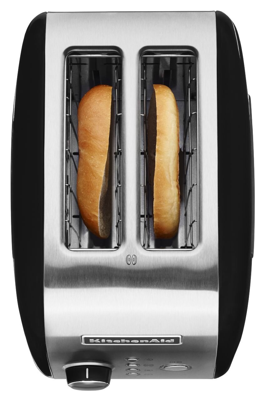 KitchenAid-broodrooster voor twee sneetjes, onyx, bovenaanzicht met twee geroosterde sneetjes brood