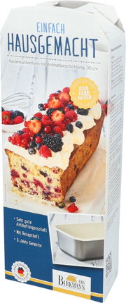 Verpackung einer 30 cm Kastenkuchenform mit Antihaftbeschichtung, abgebildet mit einem saftigen Kuchen mit Beeren und Sahne, seitliche Perspektive.