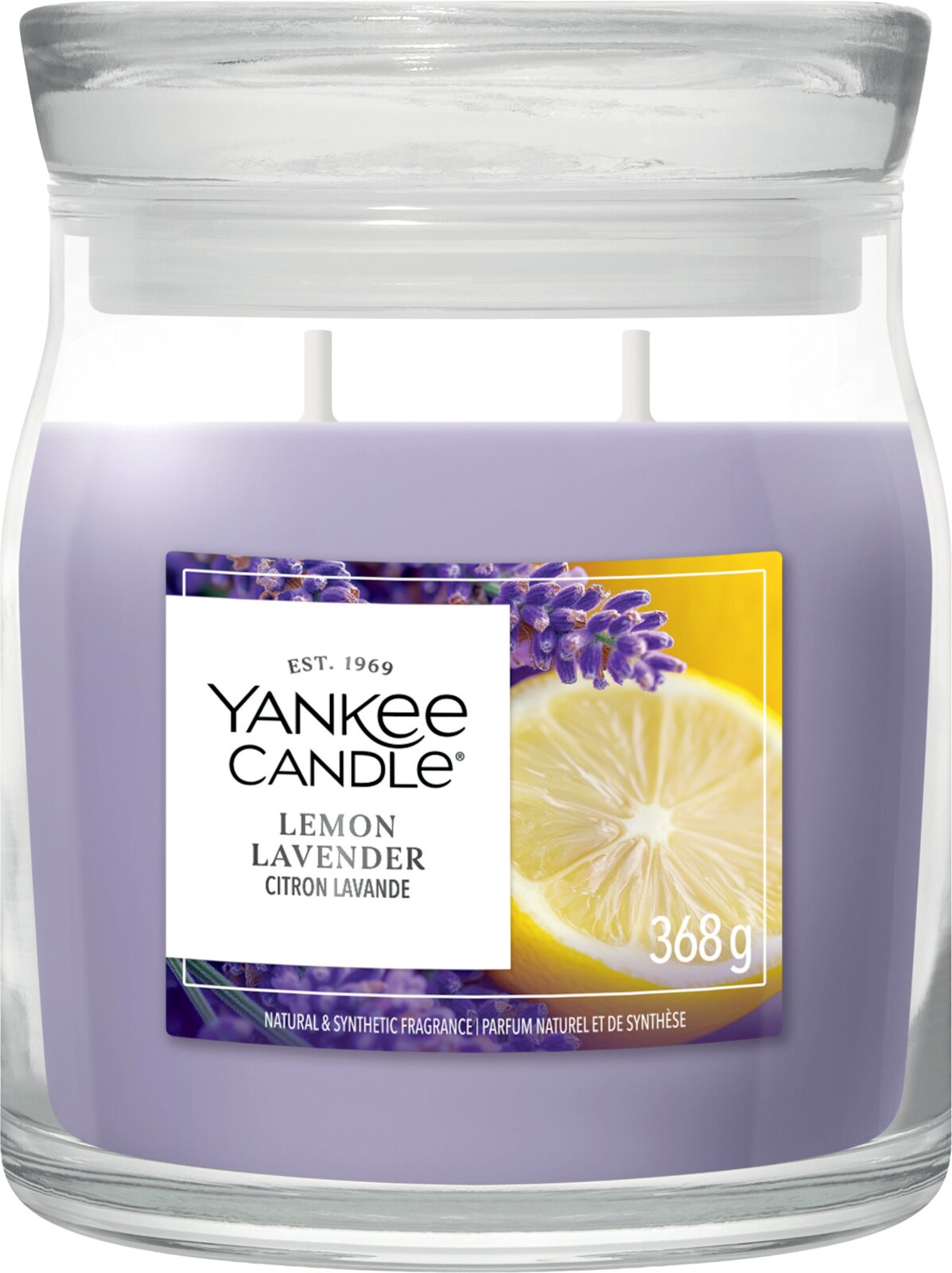 Yankee Candle Lemon Lavender Duftkerze mit zwei Dochten, 368 g, in einem Glas mit Glasdeckel und lilafarbenem Wachs, frontal abgebildet